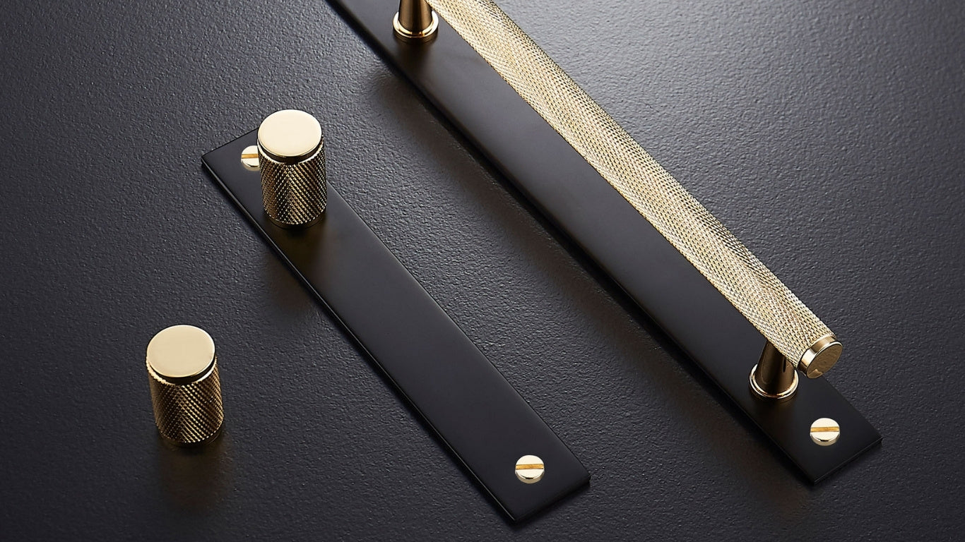 Handle 5005 | Knurled | Gold + Black
